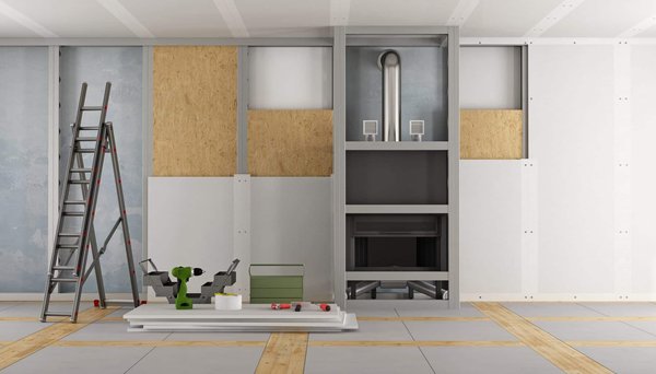 comment rénover une maison en respectant les normes anti-incendie