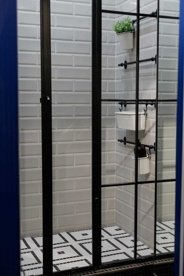 Découvrez la variété d'une paroi de douche disponible sur le marché